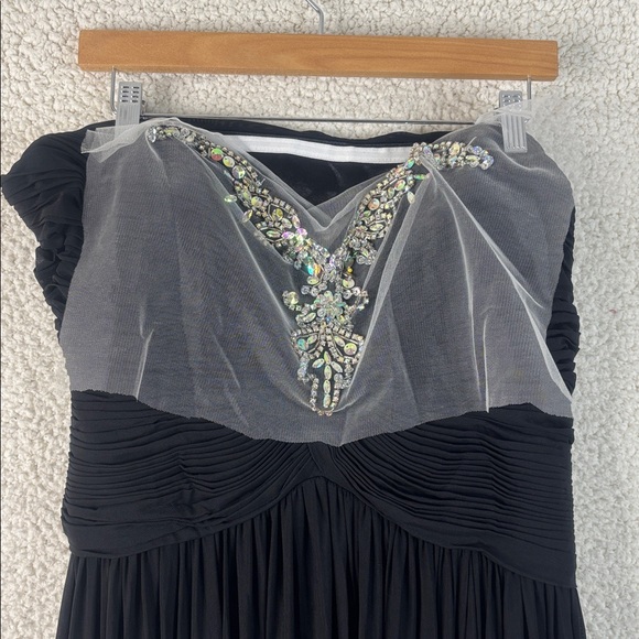 NWT Terani Couture Womens Black Beaded Neckline Strapless High Low Gown Size 18 - Picture 3 of 16